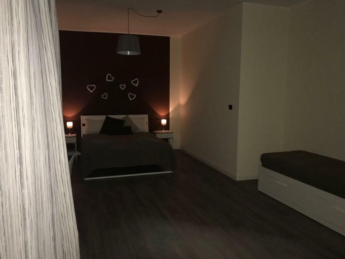 Raya 28 Bed & Breakfast Bari Bagian luar foto